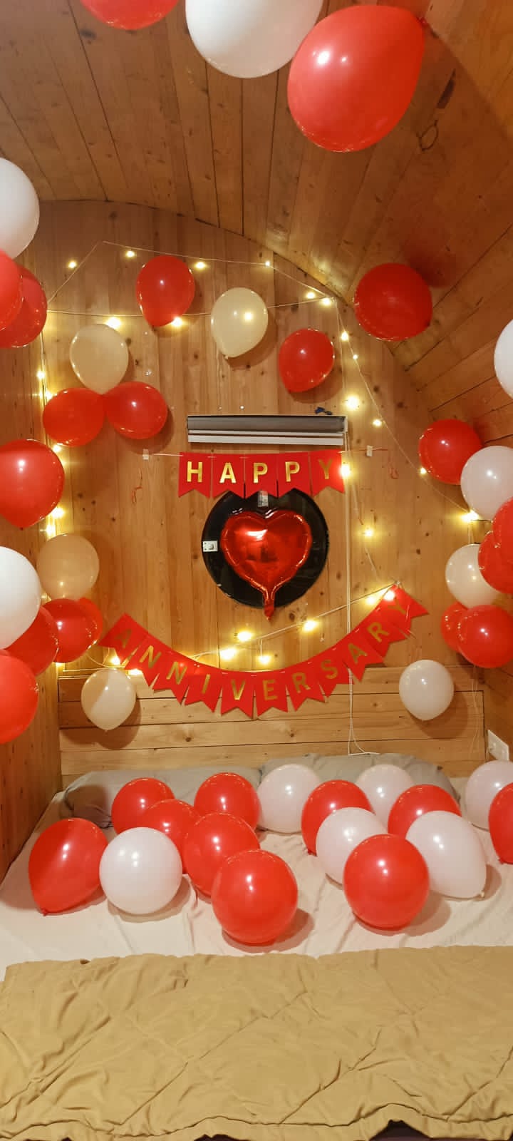 AC Pod with Outdoor Jacuzzi - Image 6