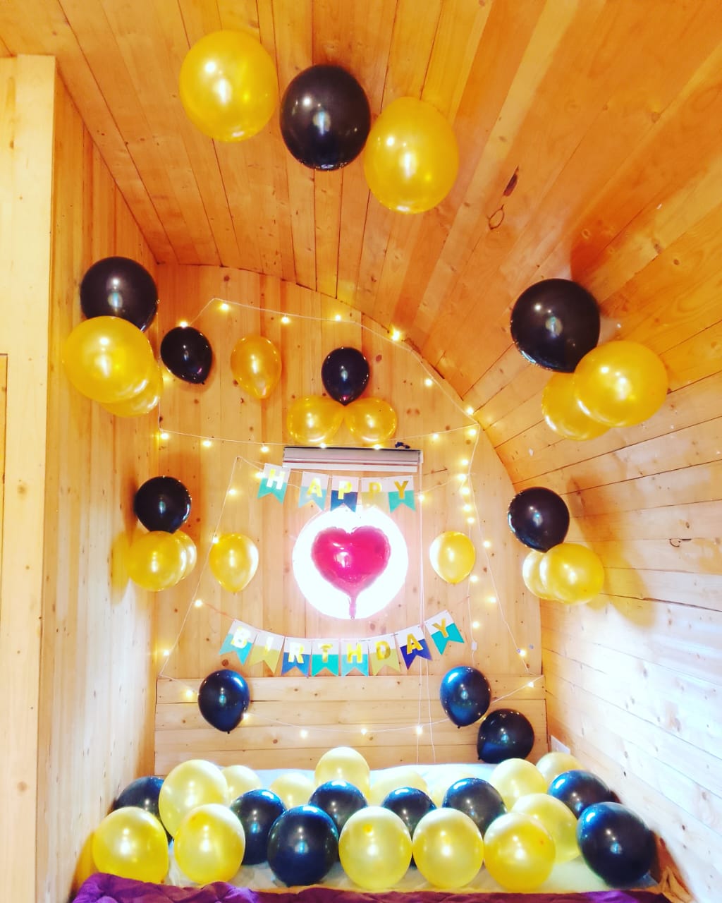 AC Pod with Outdoor Jacuzzi - Image 7