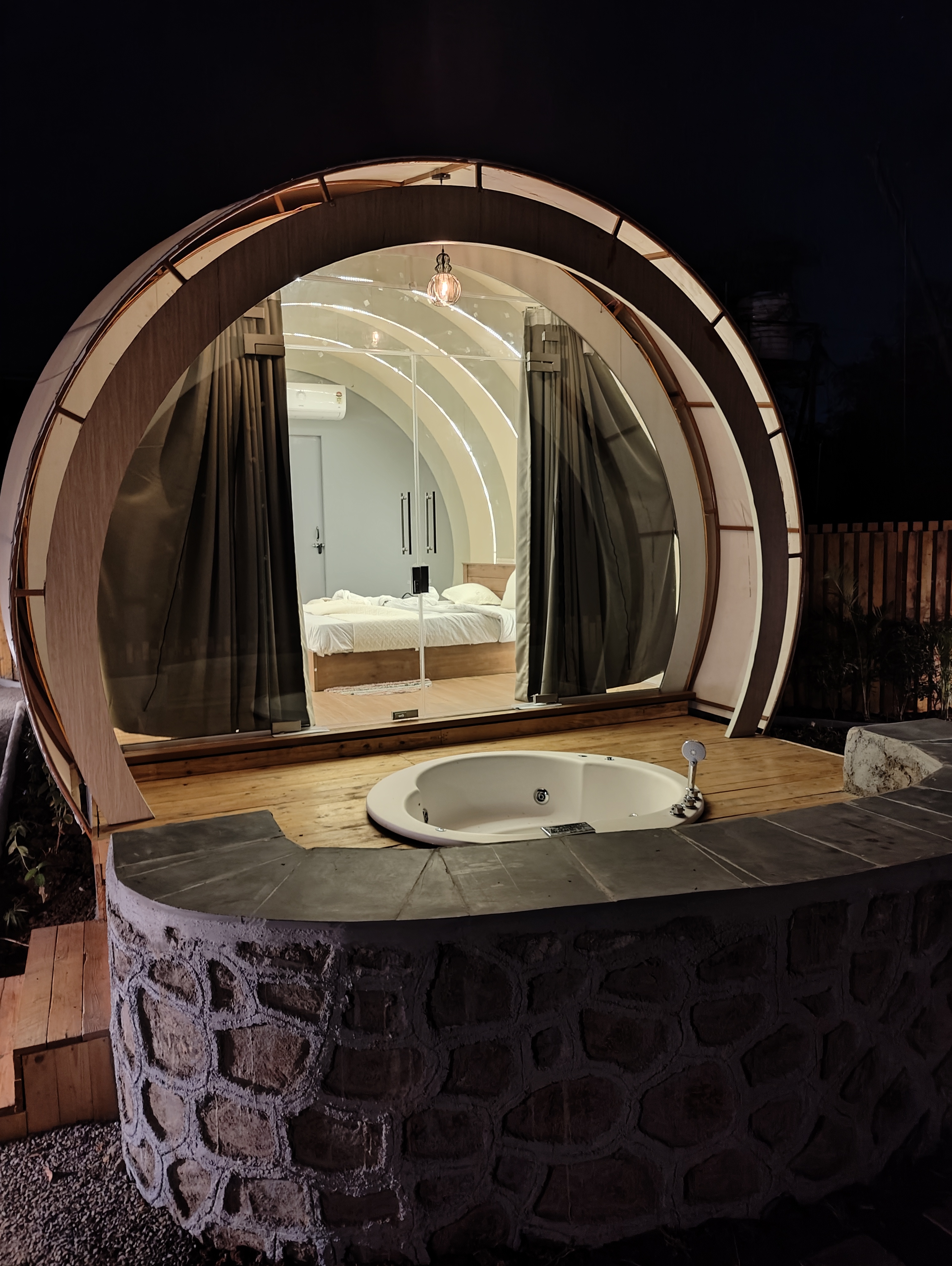 Cocoon AC Tent with Jacuzzi & Mini Pool - Image 4