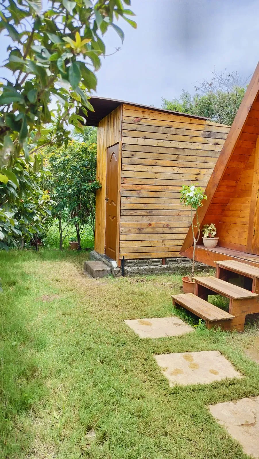 Triangle Cooler Cabin - Image 4