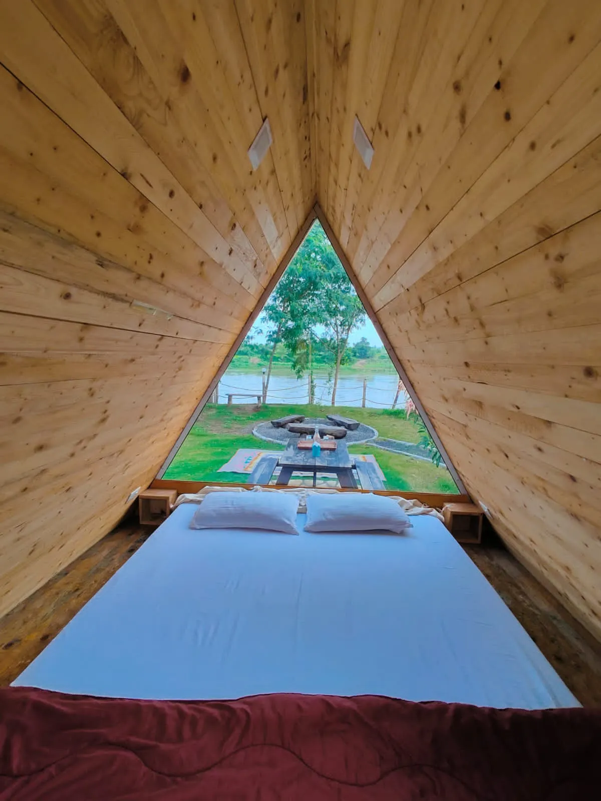 Triangle Cooler Cabin - Image 3