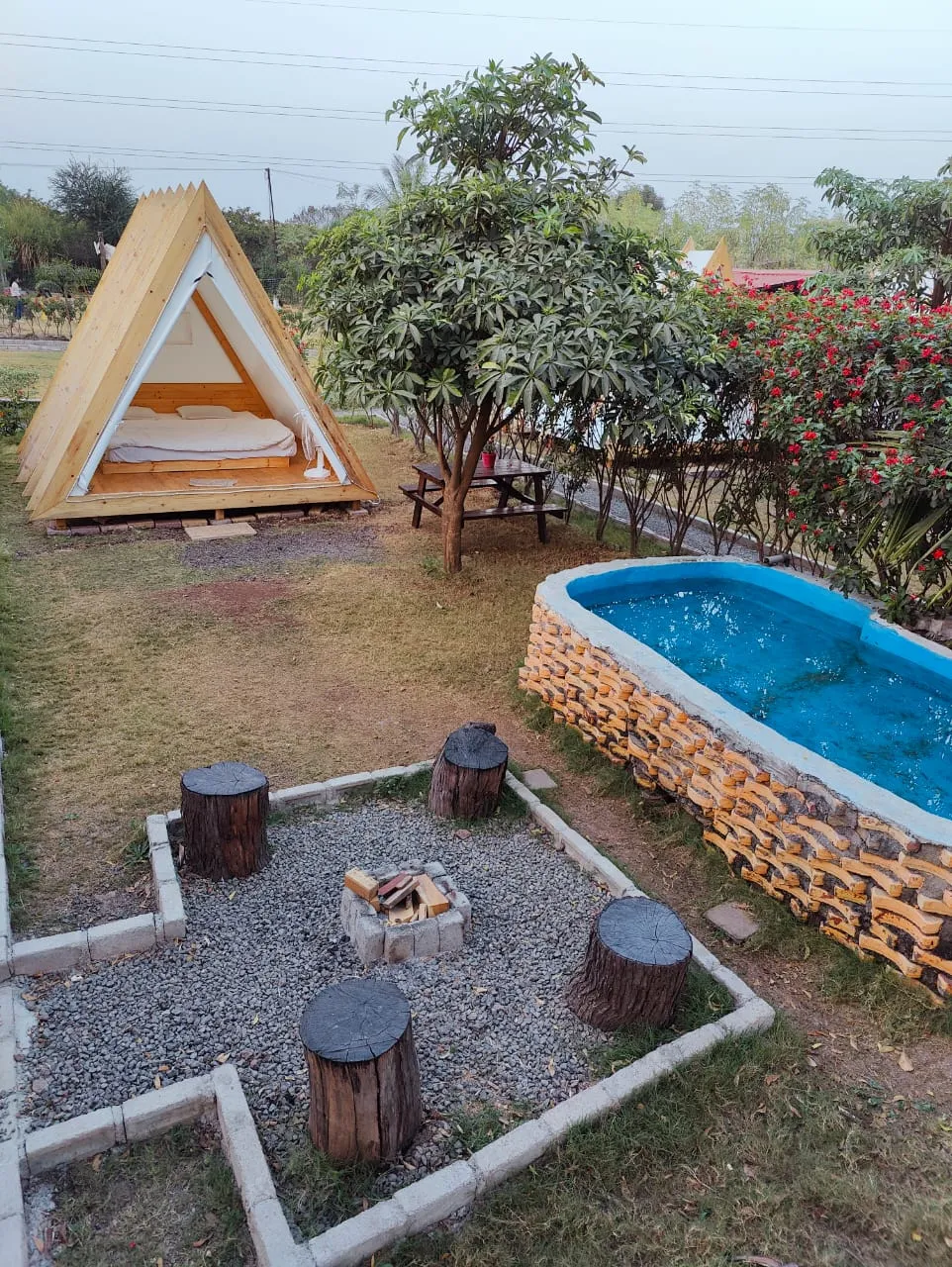 Triangle Tent with Mini Pool - Image 1